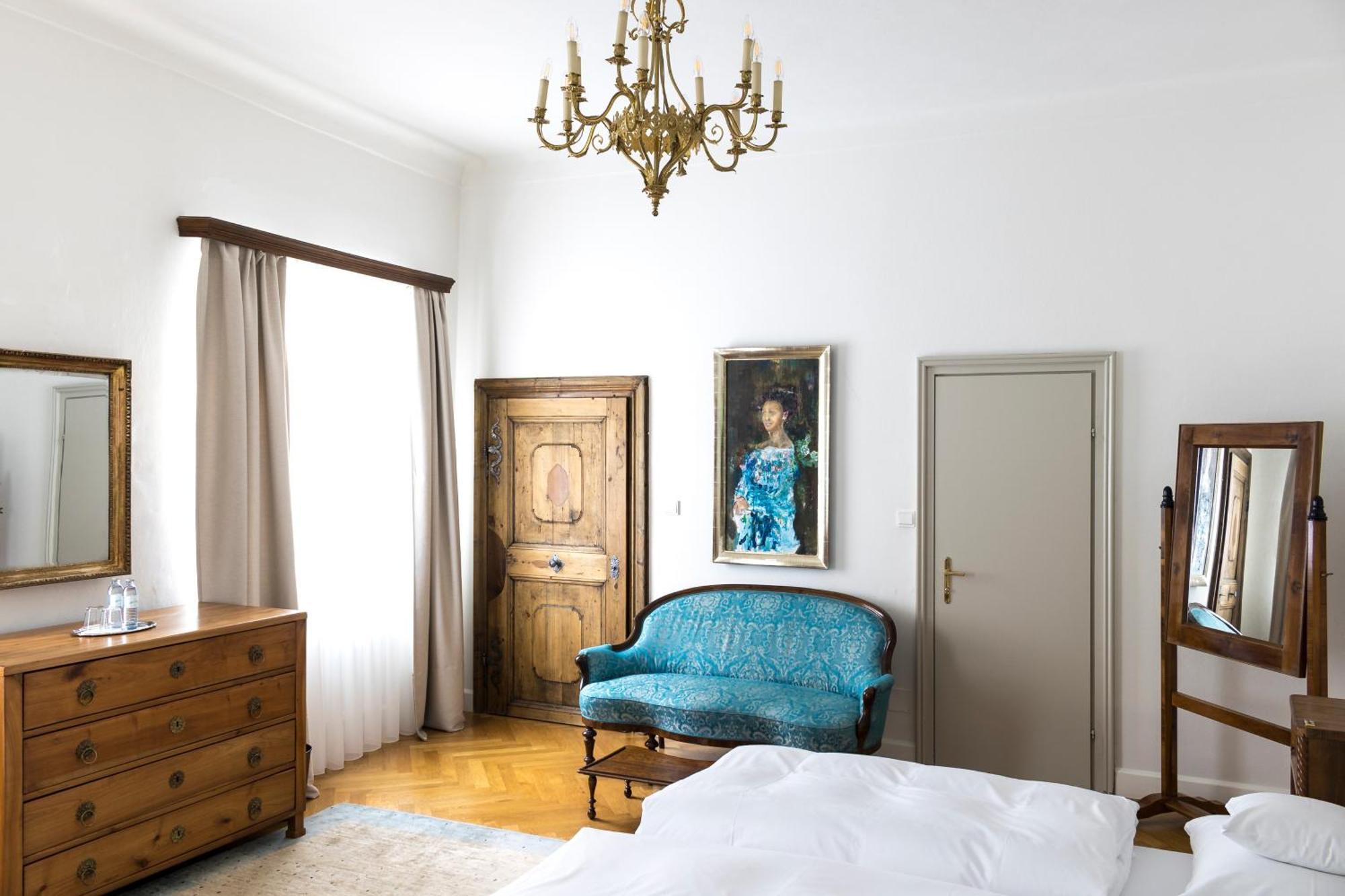 Schlossberghotel Γκρατς Εξωτερικό φωτογραφία The Blue Room
